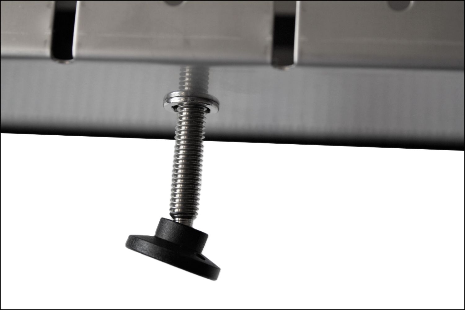 ADO Fassadenrinne FRI-H Stellfuß