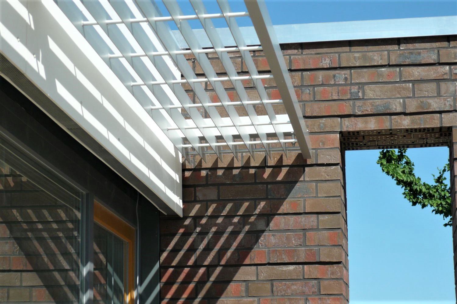 ADO Sonnenschutz SB-1 aus Aluminium Referenz Geeste