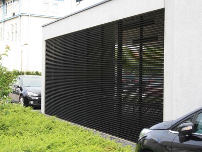 ADO Fassadenverkleidung Lamellenfassade aus Aluminium